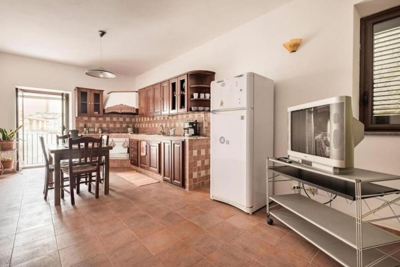Tavola Tonda Apartament Palermo Buitenkant foto
